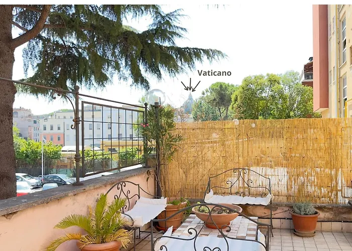 Elegantis Vatican View Apartment With Private Terrace