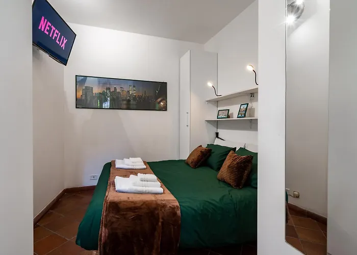 Roma Centro Pochi Minuti - Appartamento Con Giardino Privato