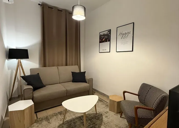 Pietra Apartment,Colosseo