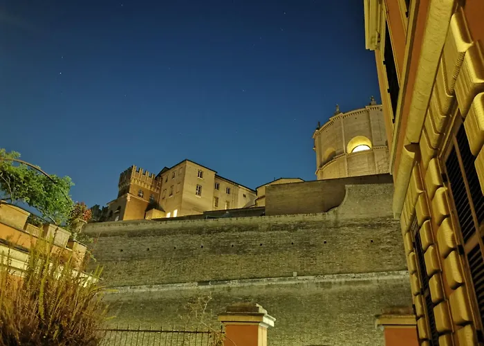 Il Portone Del Vaticano