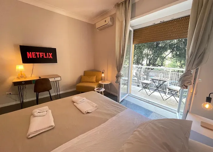 Vatican Cosy Hideout - Apartament Center - Freewifi - Parking
