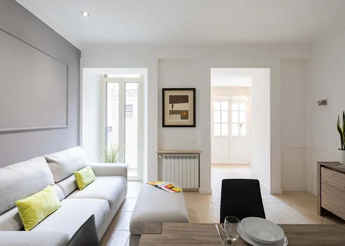 Via Vespasiano Private Apartment