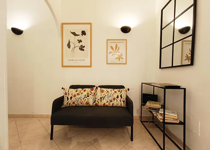 Lavinia Vatican Home