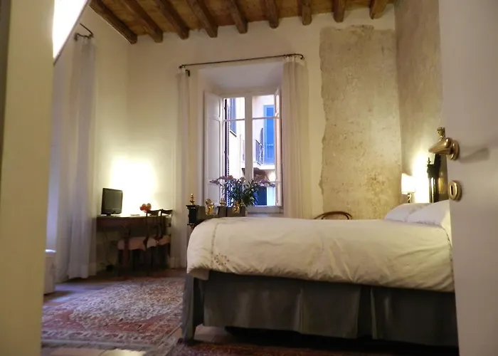 Vicolo del Lupo Guesthouse