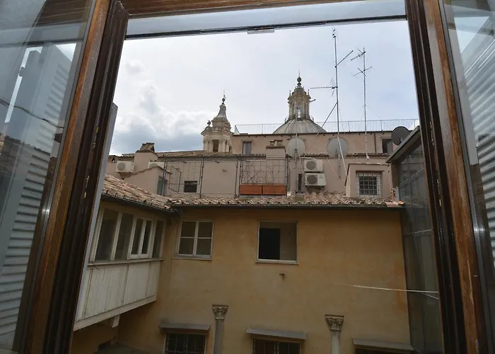 Piazza Navona Corner