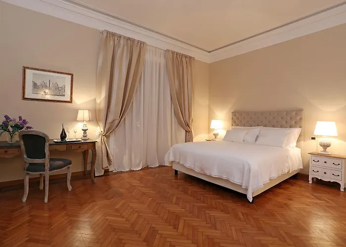 Alex Suites