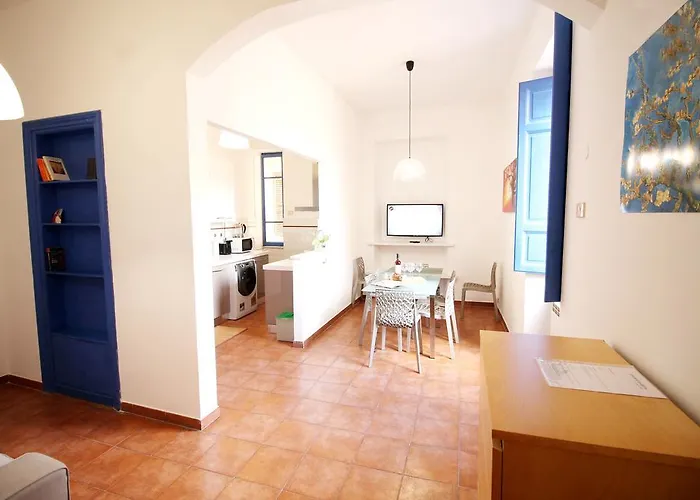 Colosseum Super Family Apartment