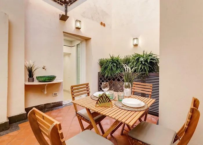 Trevi Chic House
