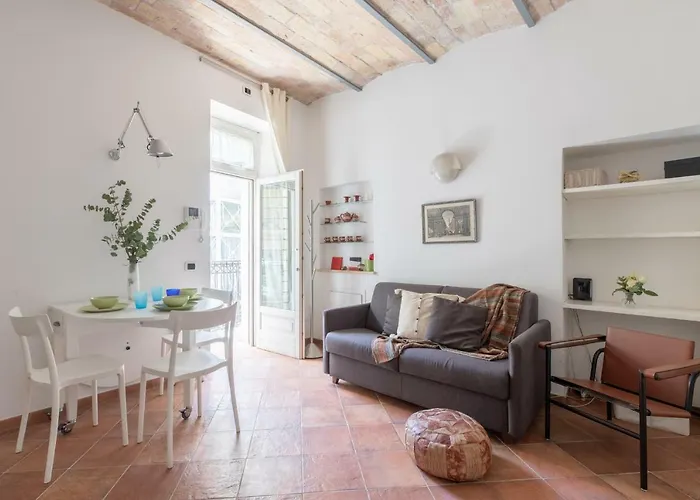 Roman Forum Cozy Apartment