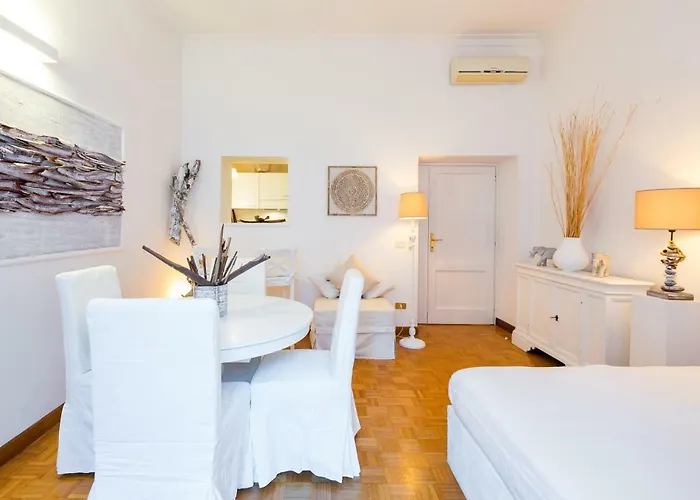 Spagna Shabby Chic Flat