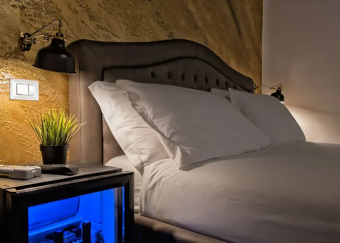 Navona Jacuzzi Rooms