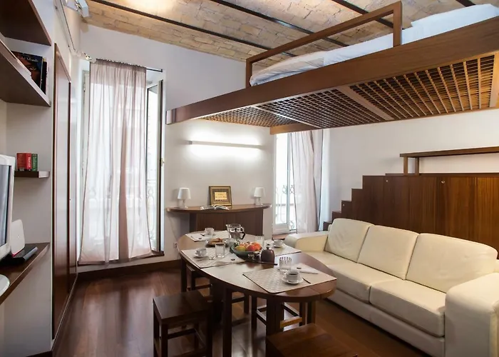 Trevi Fountain - Lovely Loft Apartment