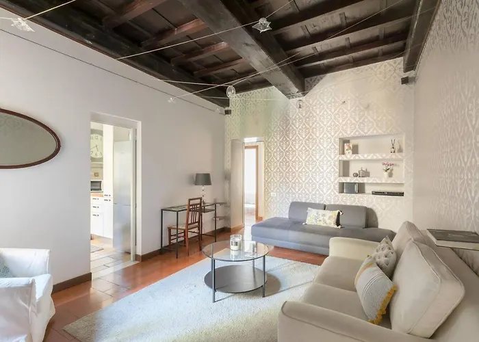 Casa Krispy, Piazza di Spagna