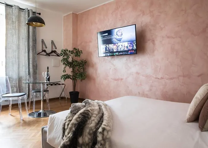 Pink Intimate Jacuzzi Suite Trastevere - Top Collection