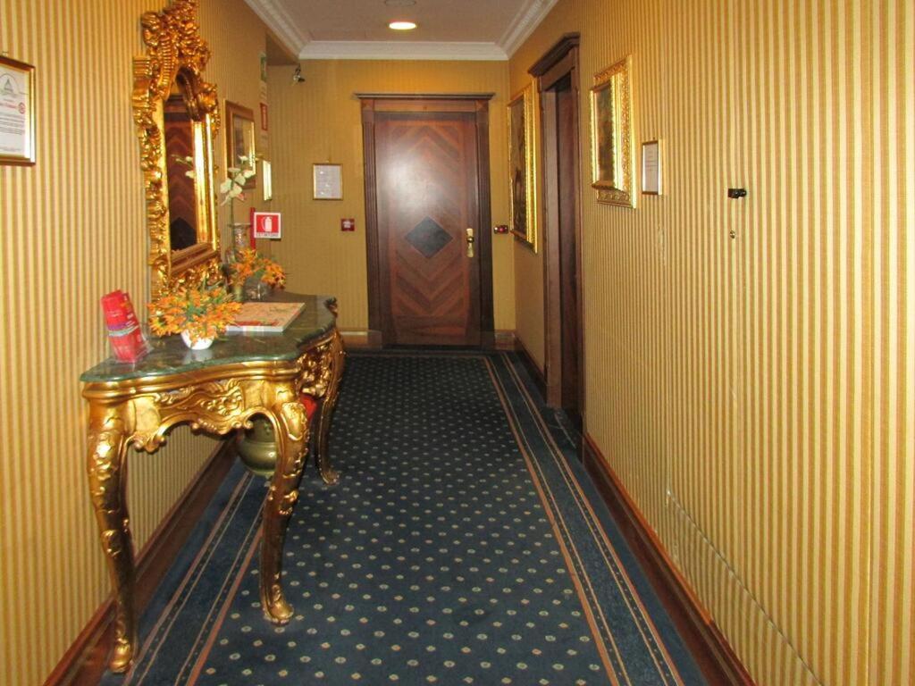Les D'or