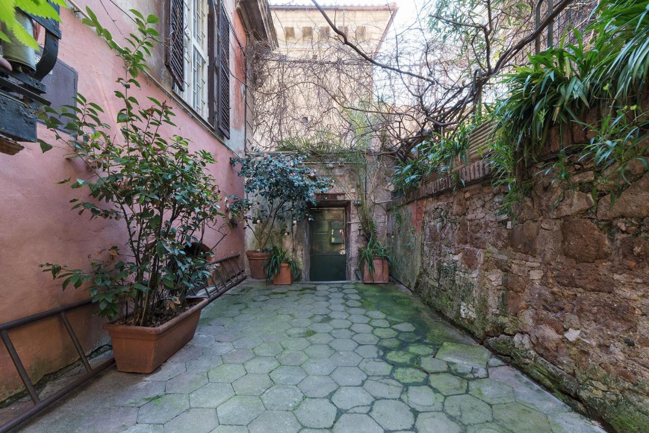 Domus Claudiae - Fromhometorome * Roma