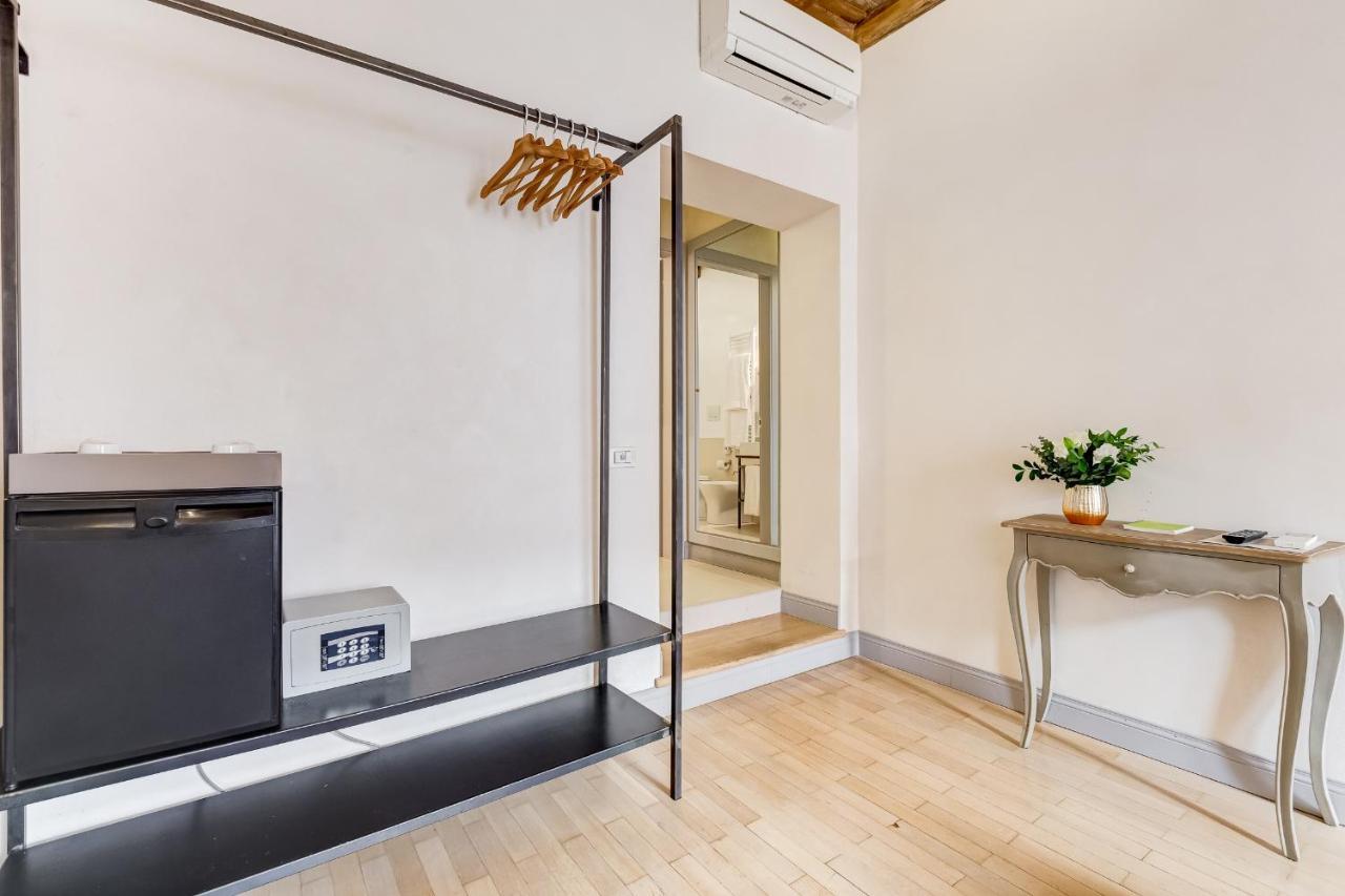 Guest house Frattina27 Rome
