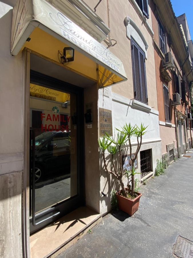 Hotell Family House *