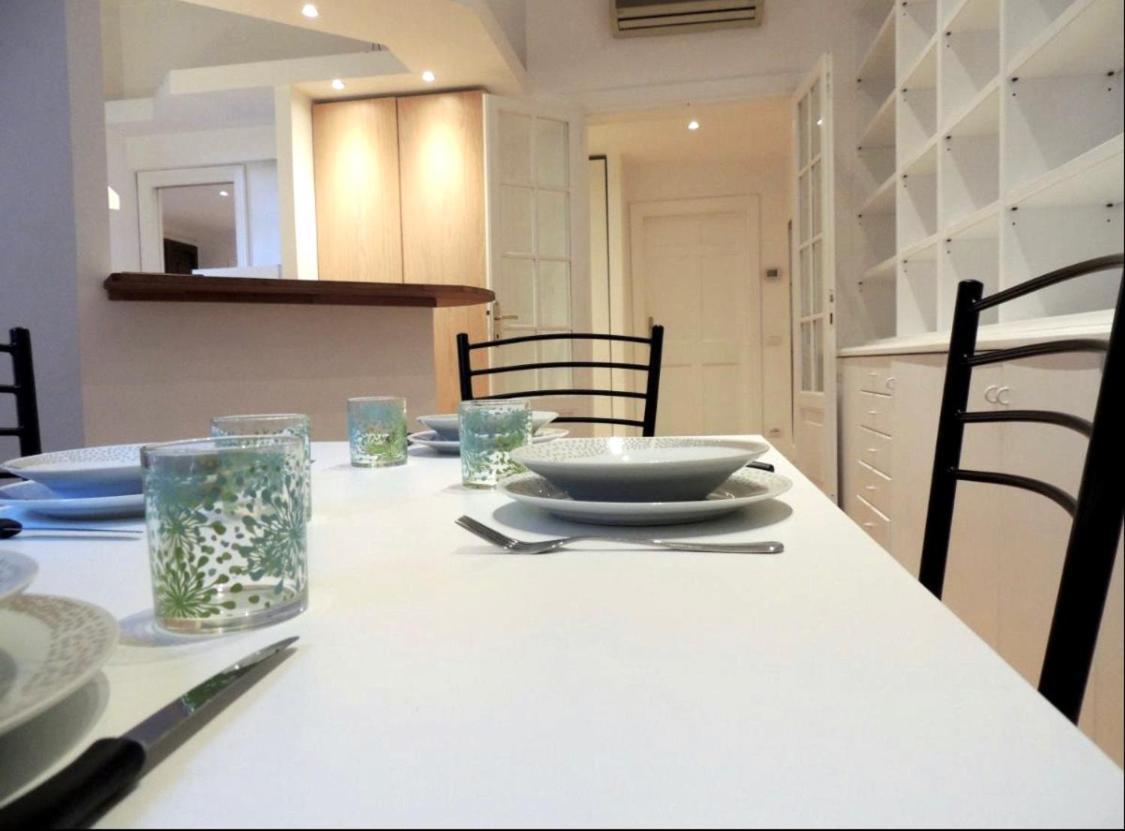 First One Apartamento *