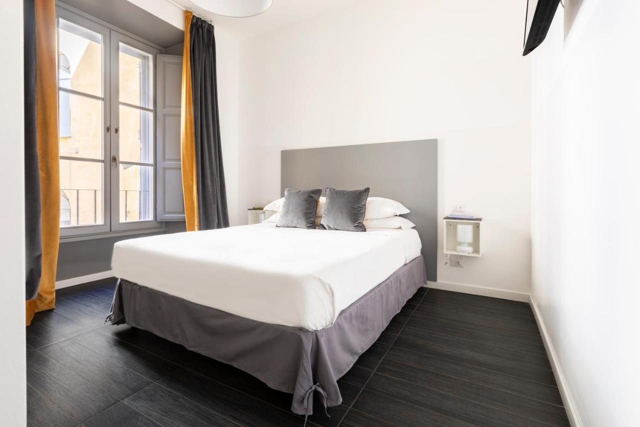 Apartment Vatican By Hili Rom