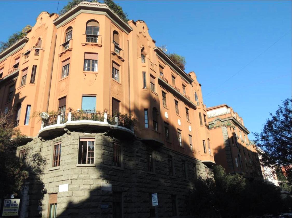 First One Apartamento