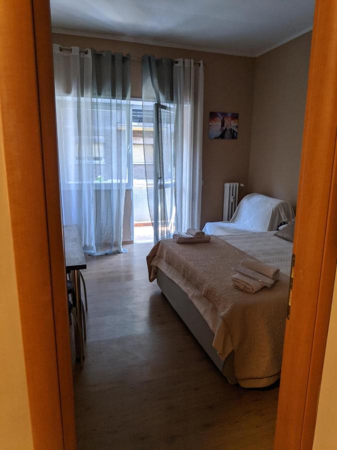 Gina Trastevere Alojamento de Acomodação e Pequeno-almoço Roma