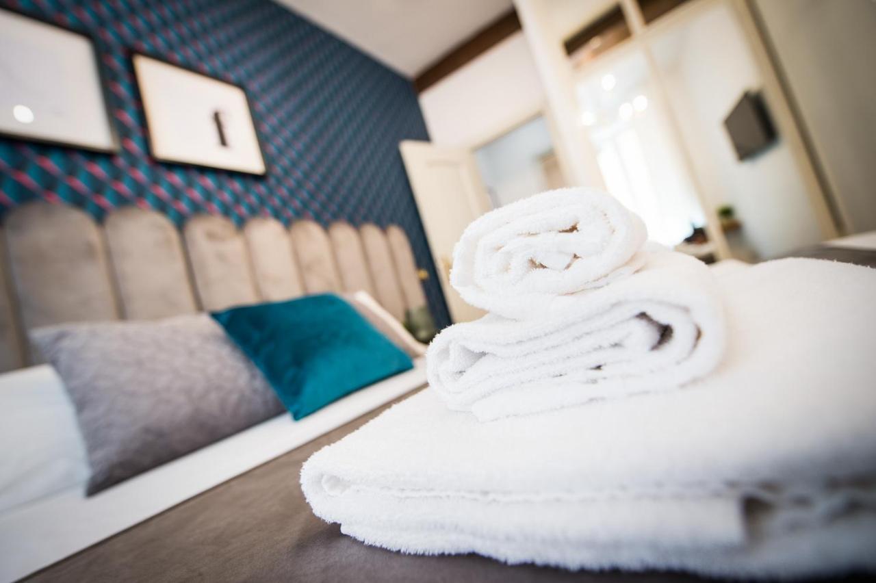 Vite Luxury Apartment *