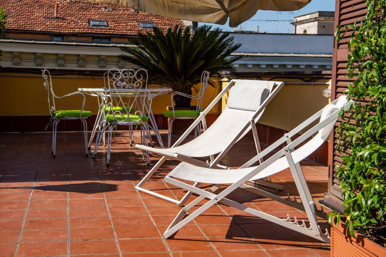 House & The - In Apartamento