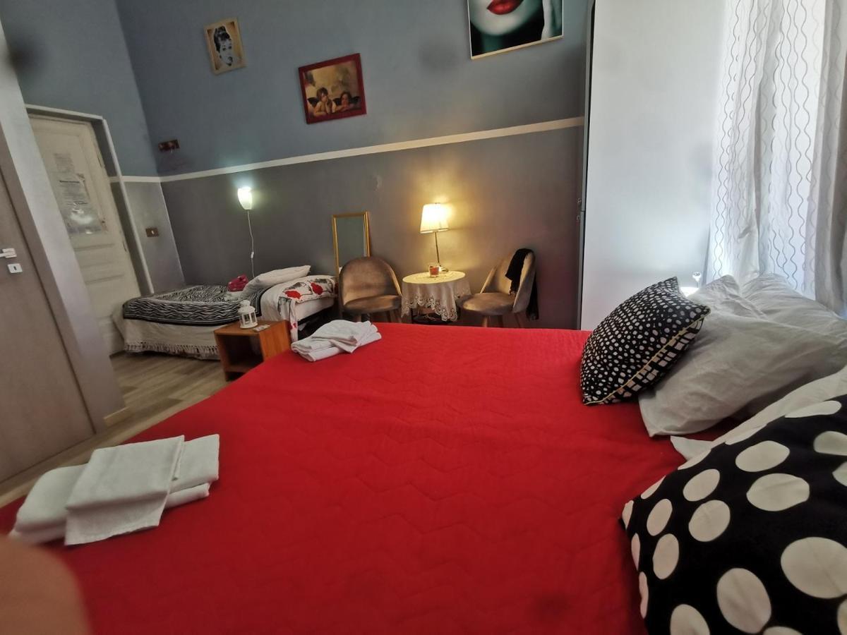 Holidays Albergue Roma