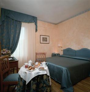 The Regency A Tribute Portfolio Hotel 4*