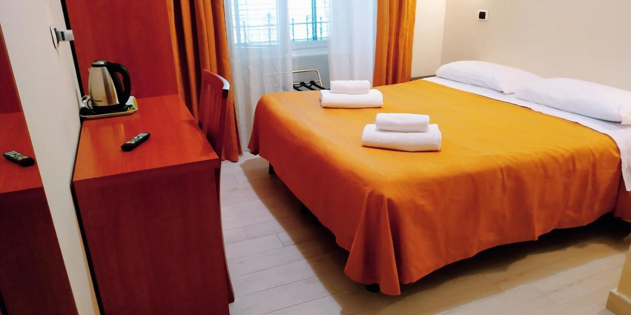 Everest Hotel Roma