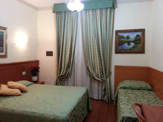 Hotell Ventura 3*