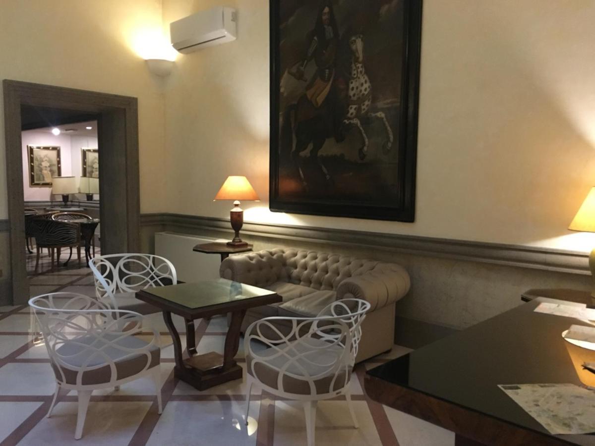 Grand Olympic Aurum Hotell 4*