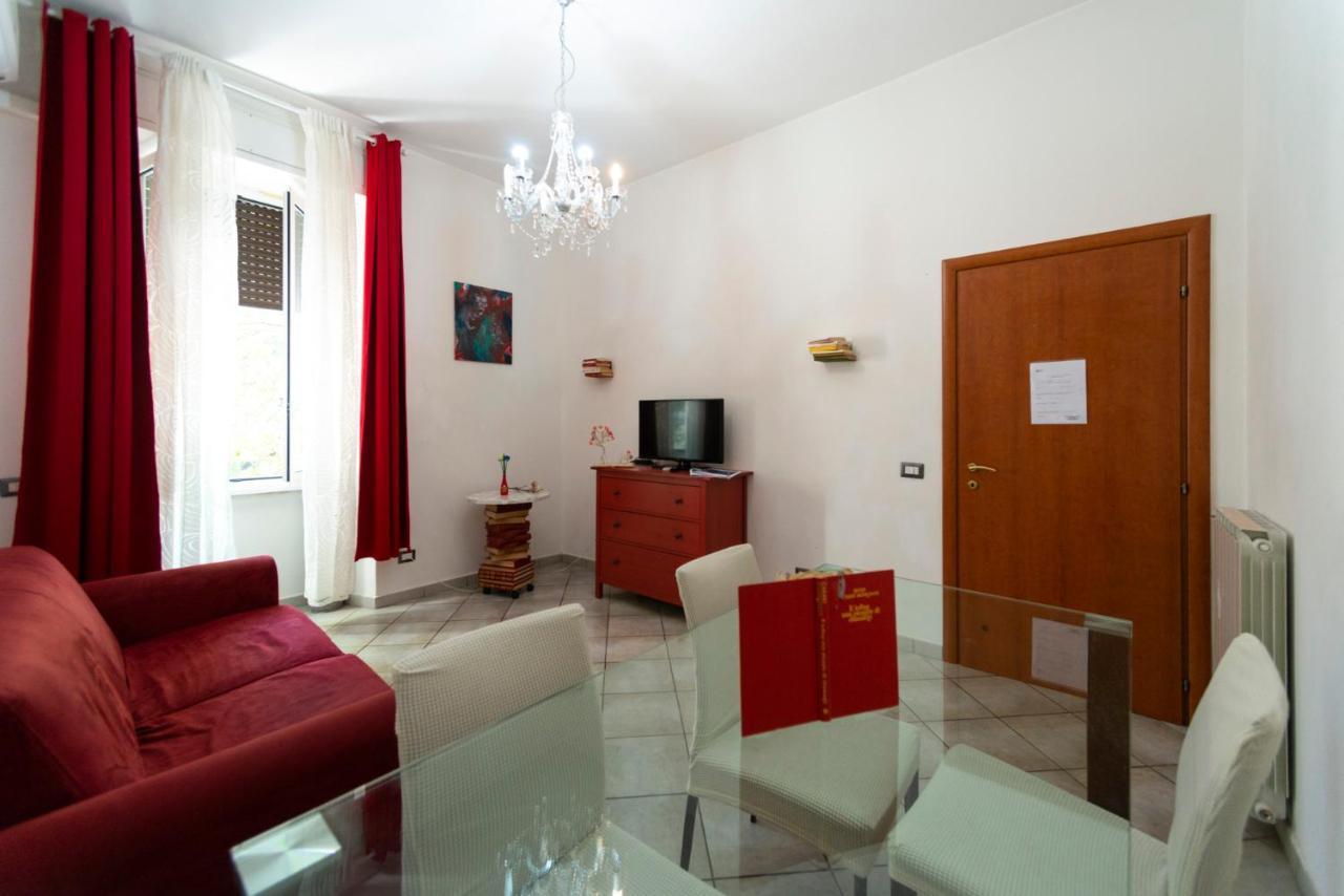 Apartment Mihaela'S Place *