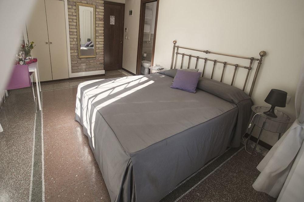 Maison Colosseo 3* Roma