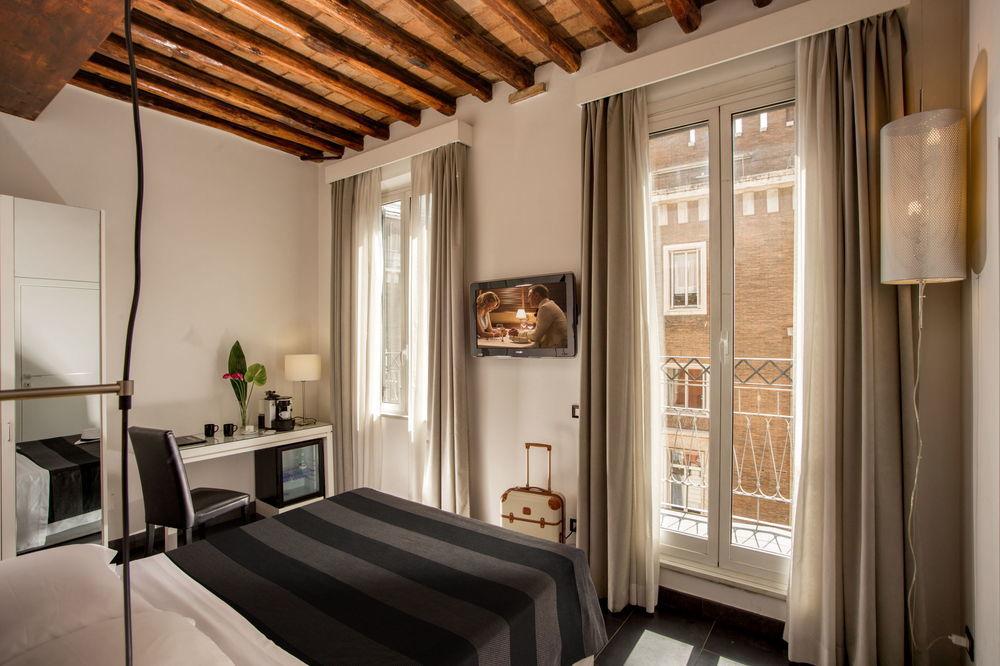 Gasthof Via Del Corso 3*