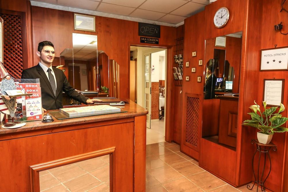 Hotel Athena 3*