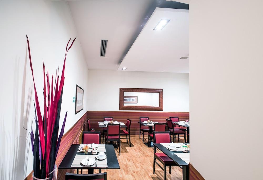 Hotell Dharma Boutique & 4*