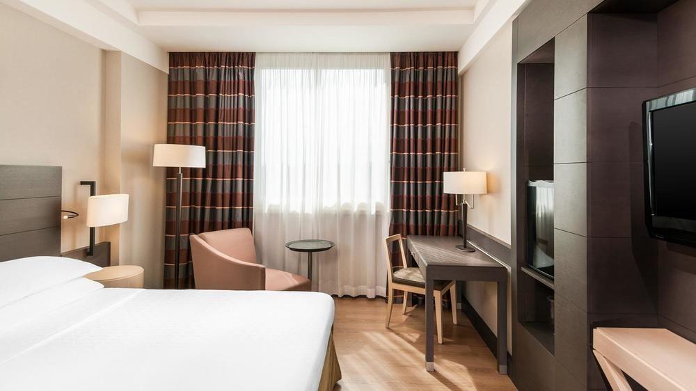 Sheraton Parco De' Medici Hotel