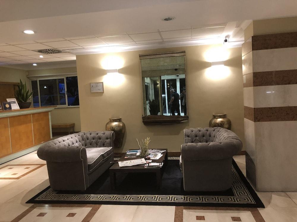 Bv Oly Hotel 4*