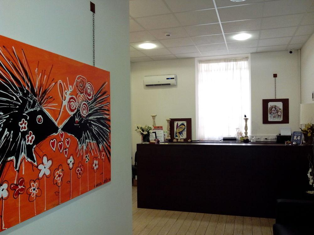 Central Lodge Hotel Hotell 3*