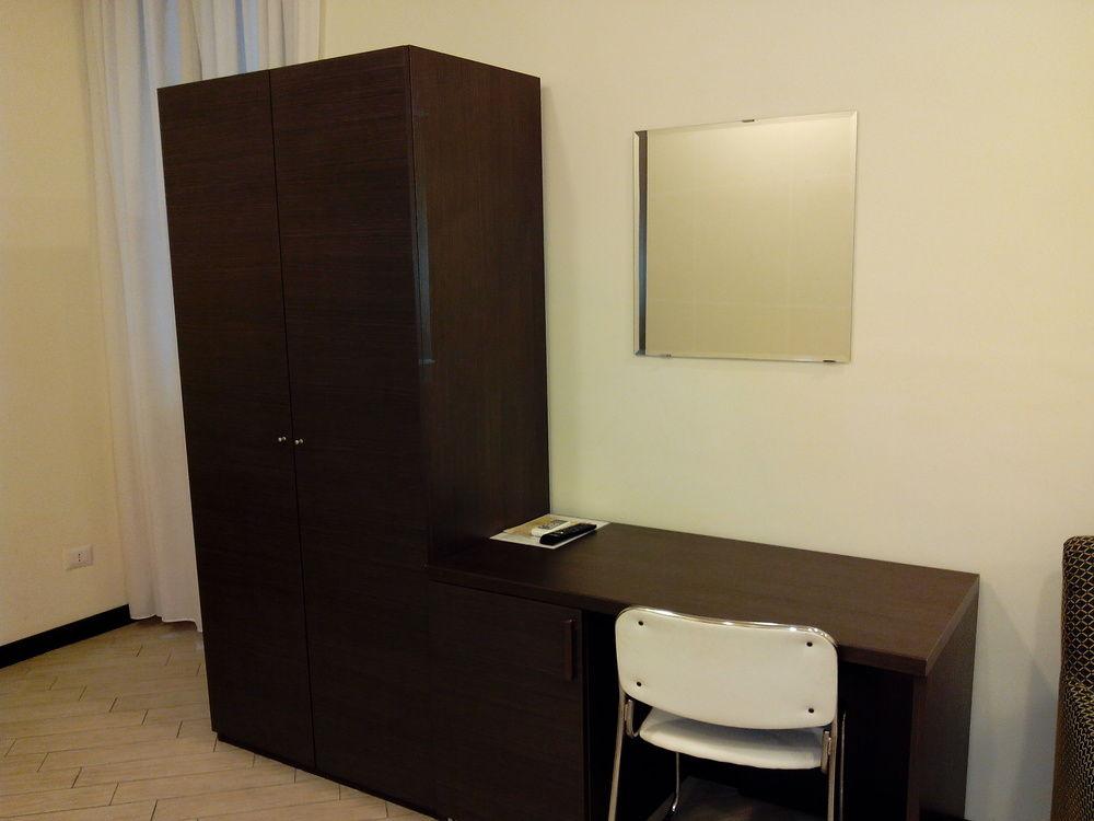 Central Lodge Hotel Hotell 3*