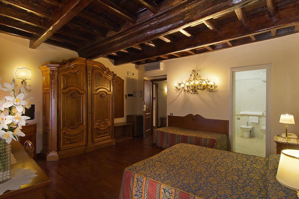 Domus Julia Roma