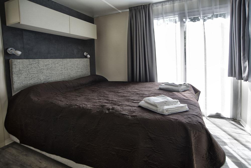 Flaminio Village Park Parque de Campismo 4*
