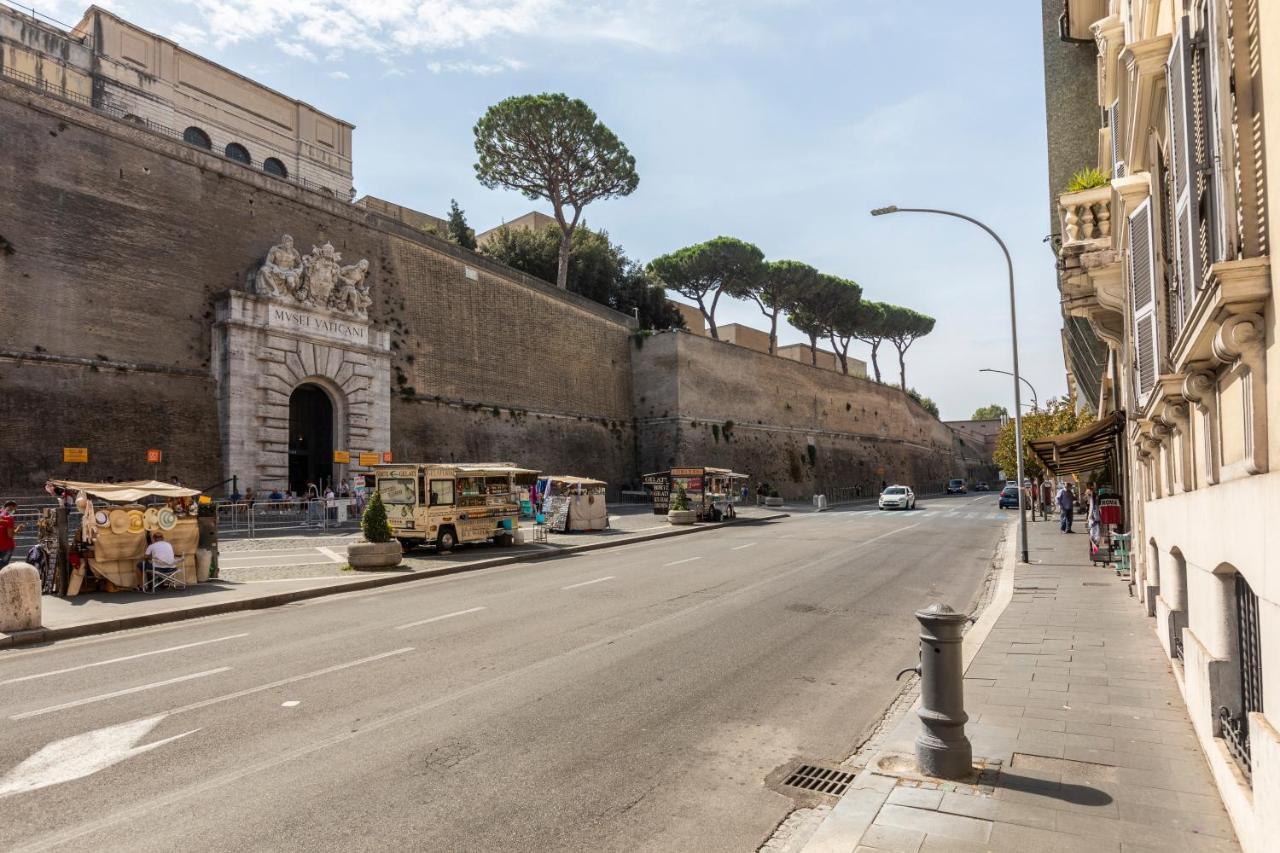 Residenza Vaticano By Hili