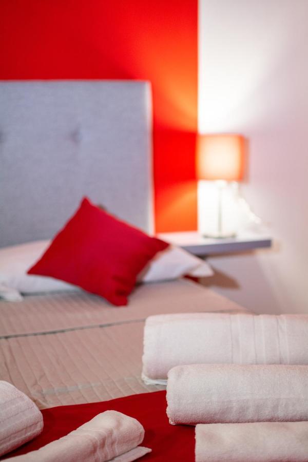 Shine House 3*