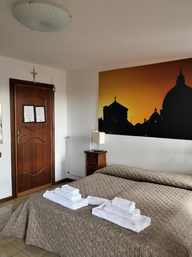 Alojamento de Acomodação e Pequeno-almoço Domus Getsemani Roma