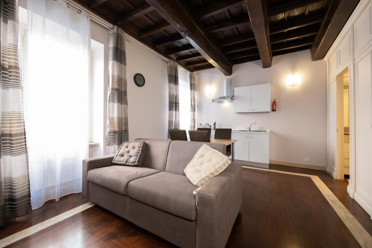 Apartment Magenta Collection Crociferi 1 Rom