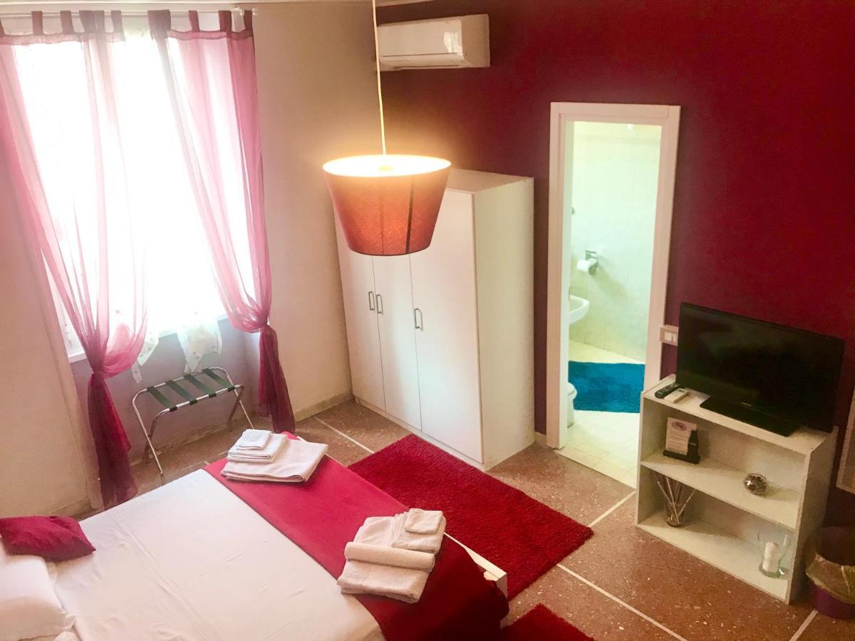 Bed & Breakfast A Casa Di Giallo Roma