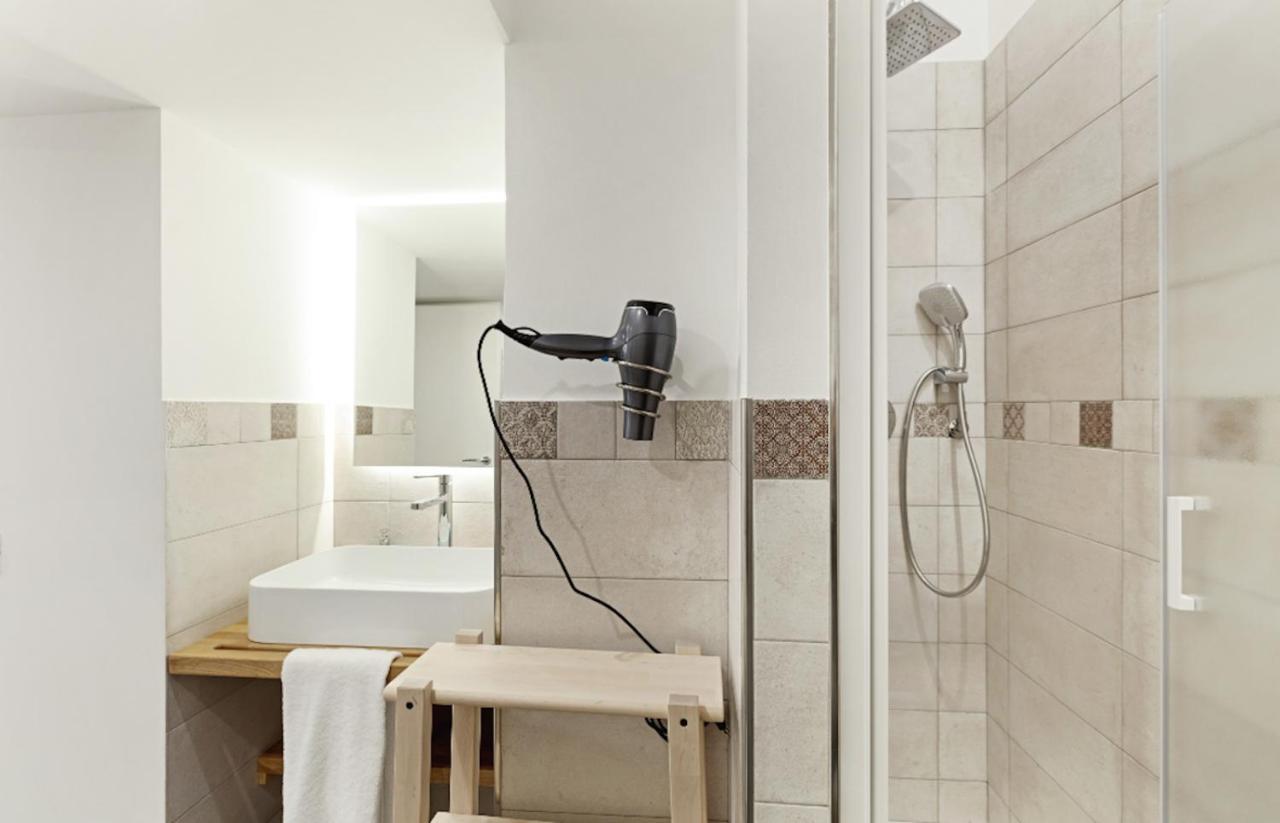 Sleek Flat 4 Guests 450mt From The Colosseum Roma